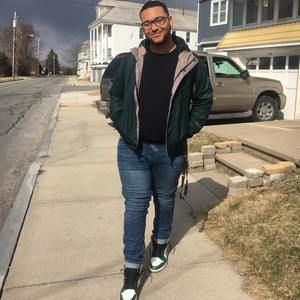 Meet your Posher, Daniel